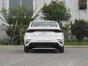 Geely Emgrand II 1.5 CVT