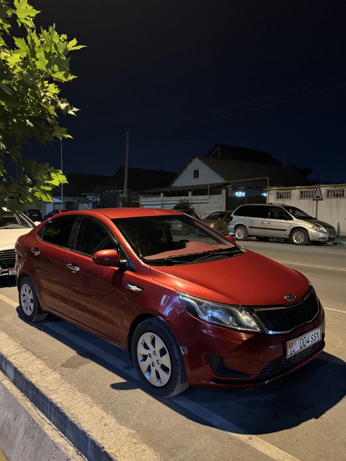 Открыть фото Kia Rio III 1.4 MT