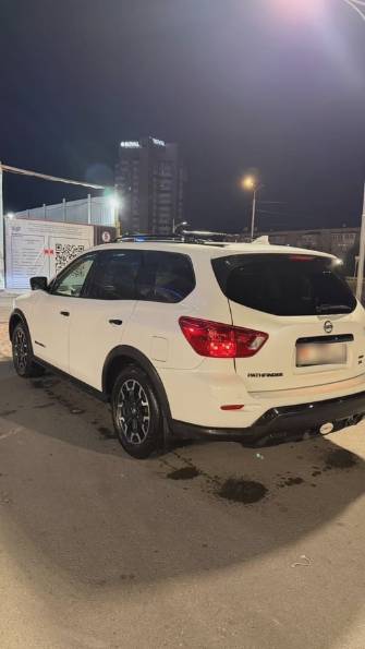 Nissan Pathfinder IV Рестайлинг 3.5 CVT 4WD