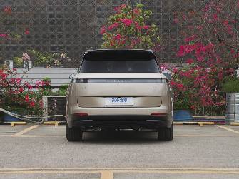 Lynk & Co 900 1.5hyb AT 4WD