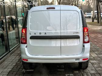 ВАЗ (Lada) Largus I Рестайлинг 1.6 MT