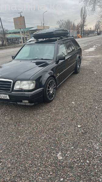 Mercedes-Benz W124 300 3.0d AT