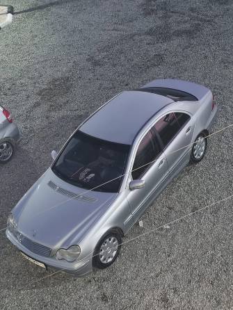 Mercedes-Benz C-Класс II (W203) 200 2.0 MT