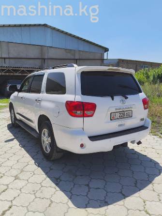 Toyota Sequoia II 5.7 AT