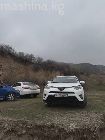 Toyota RAV4 IV (XA40) Рестайлинг 2.5 AT 4WD
