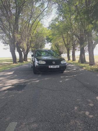 Volkswagen Golf IV 1.6 MT