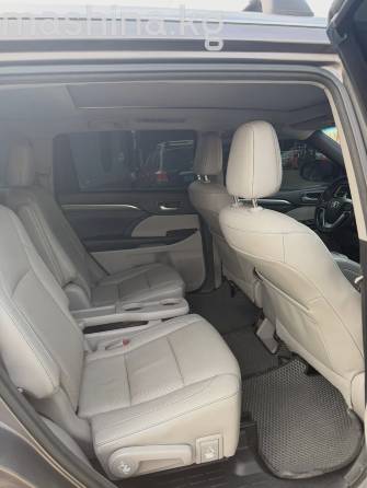 Toyota Highlander III (U50) Рестайлинг 3.5hyb AT 4WD