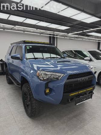 Toyota 4Runner V Рестайлинг 4.0 AT 4WD