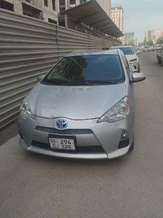 Toyota Prius c I 1.5hyb CVT