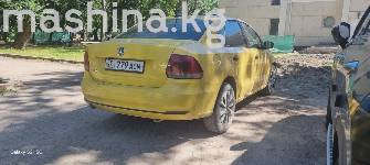 Volkswagen Polo V Рестайлинг 1.6 AT