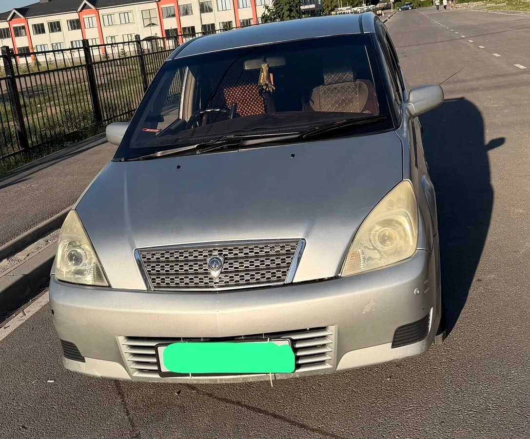 Открыть фото Toyota Opa I 1.8 AT