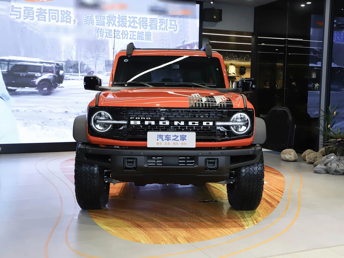 Ford Bronco VI 2.3 AT 4WD