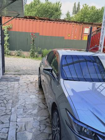 Lexus ES VII 300h 2.5hyb CVT